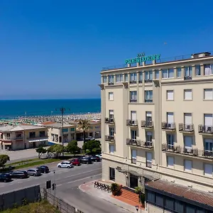 4* Hotel President